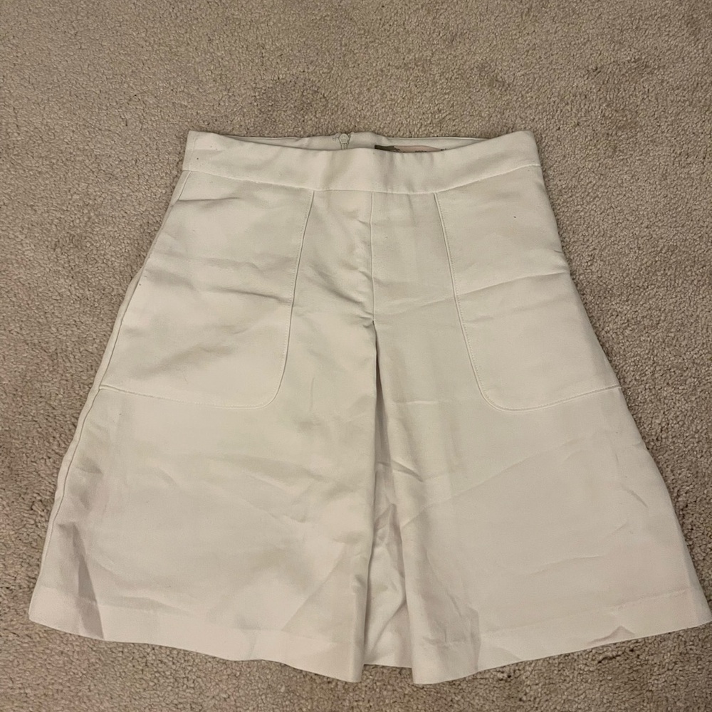 Forever 21 Cream Women's Bermudas